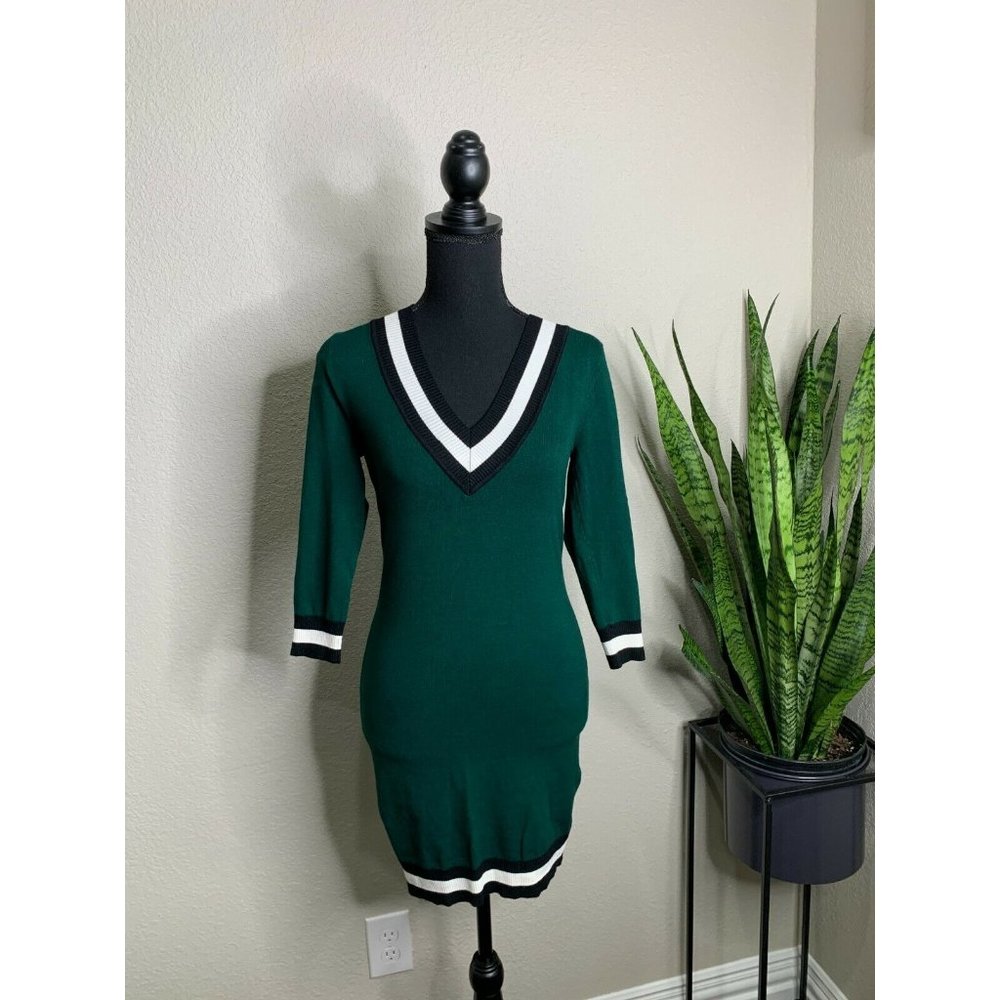 Forever 21 preppy sweater dress v-neck green black